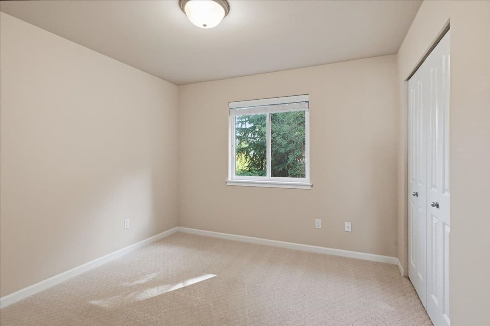 Mountlake Terrace Townhome: 4804 215th Lane SW #38
