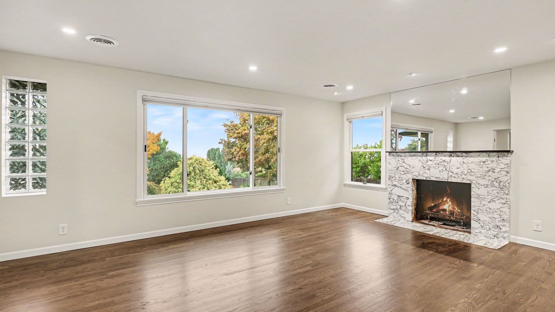 Seattle House: 10680 Marine View Drive SW