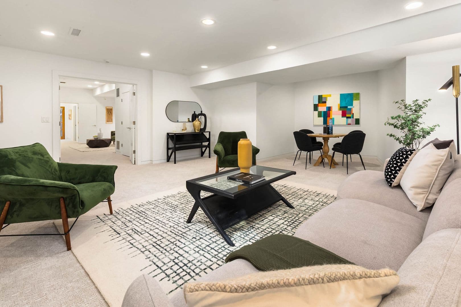 Yarrow Point House: 4218 92nd Avenue NE