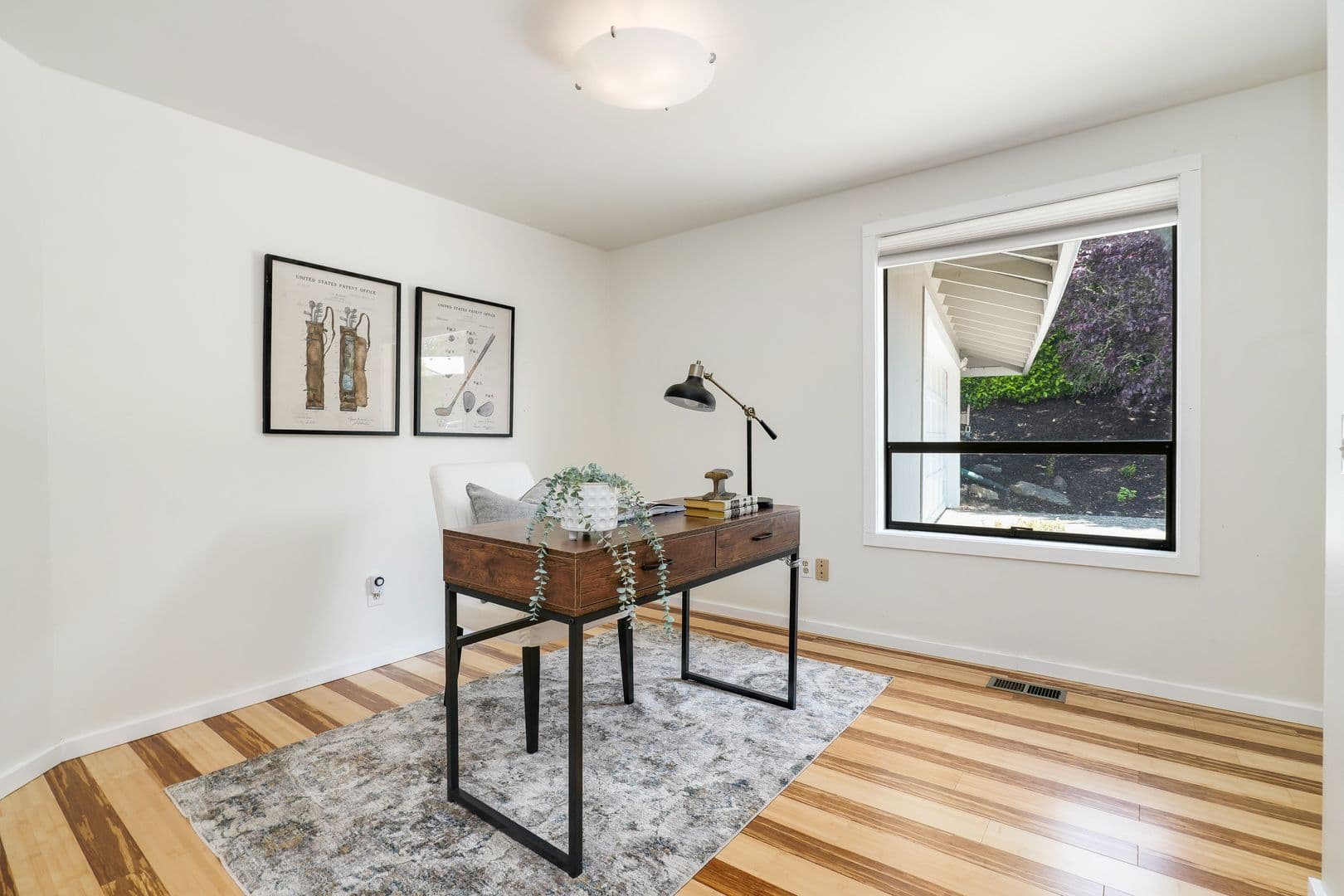 Clyde Hill House: 8808 NE 14th Street