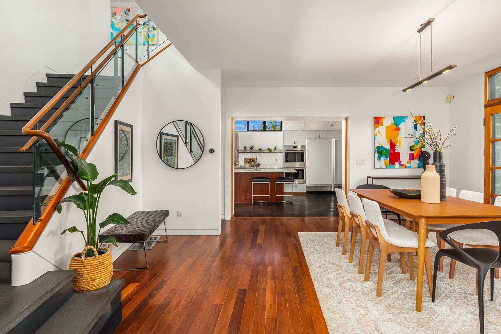 Yarrow Point House: 4218 92nd Avenue NE