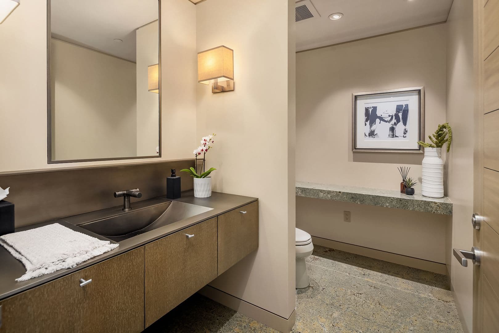 Bellevue Condo: 650 Bellevue Way NE #4004