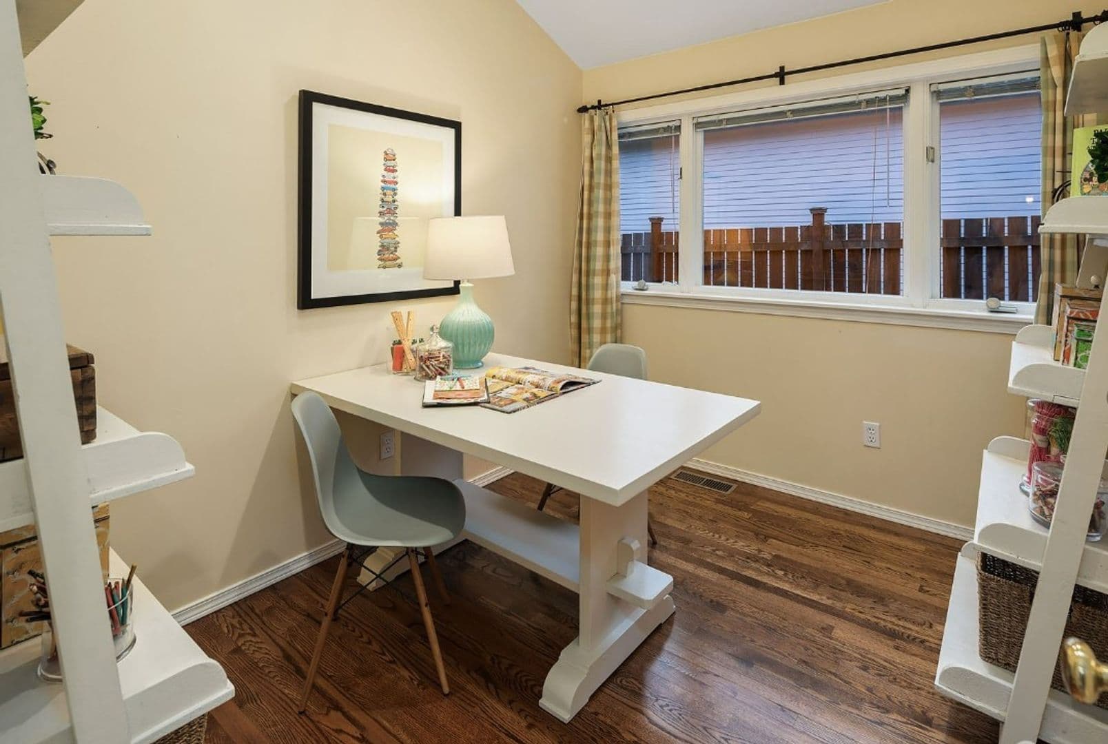 Medina House: 2647 80th Ave NE