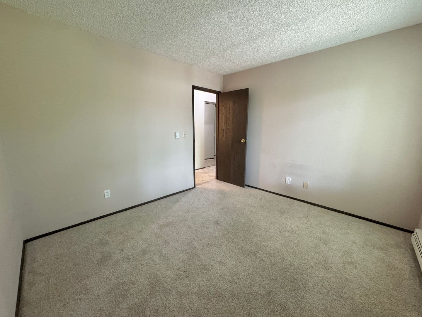Bellevue Condo: 14620 NE 32nd Street #F17