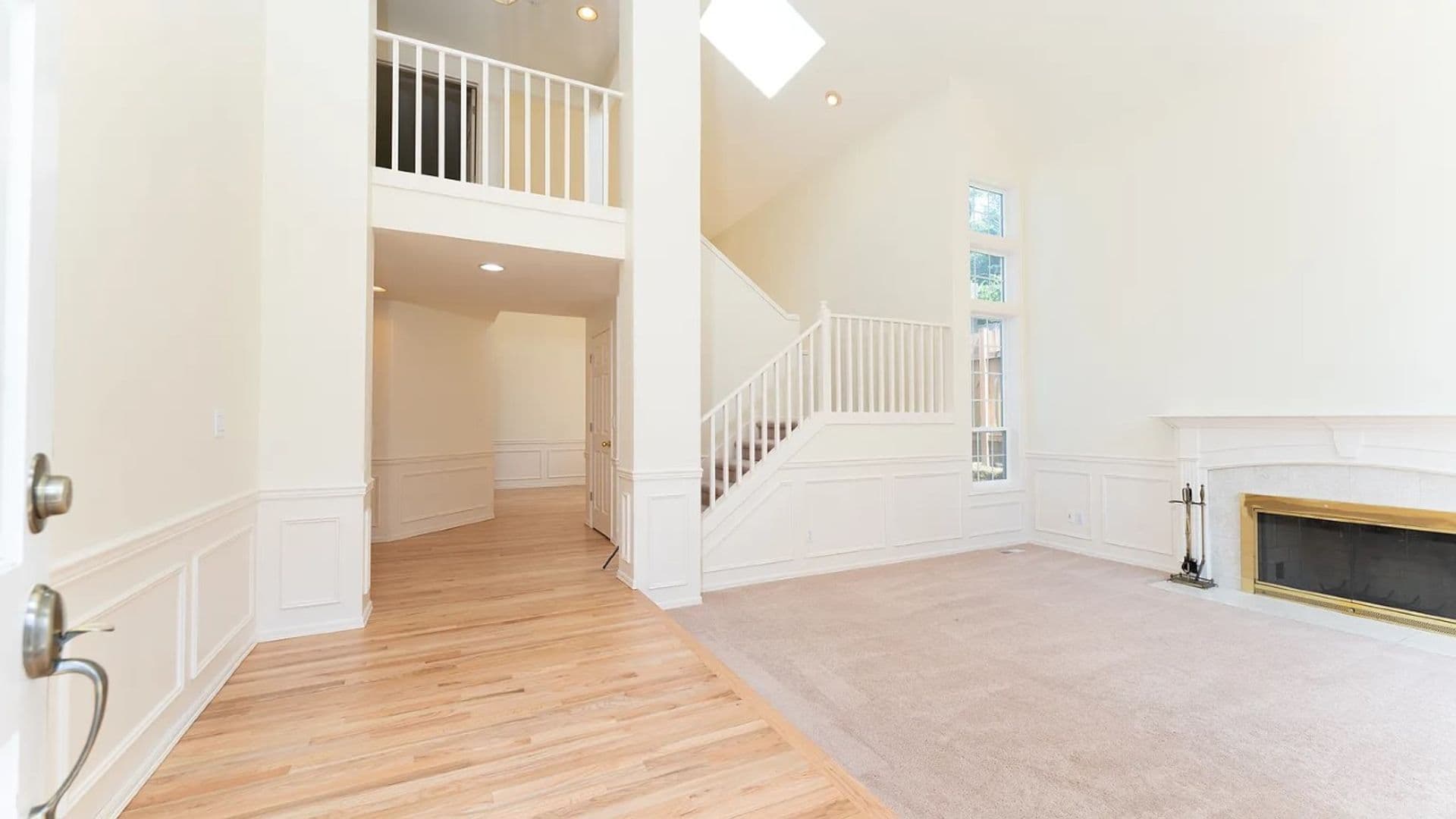 Bellevue House: 16410 SE 56th Place