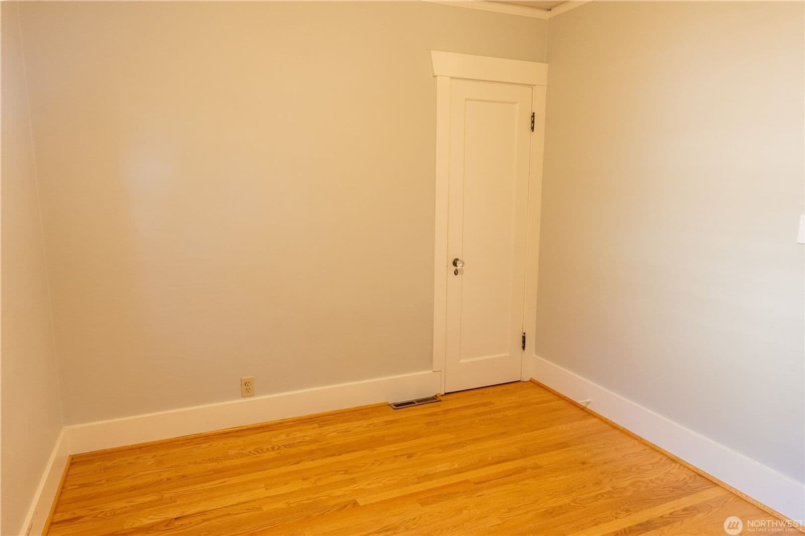 Seattle House: 6910 37th Ave SW