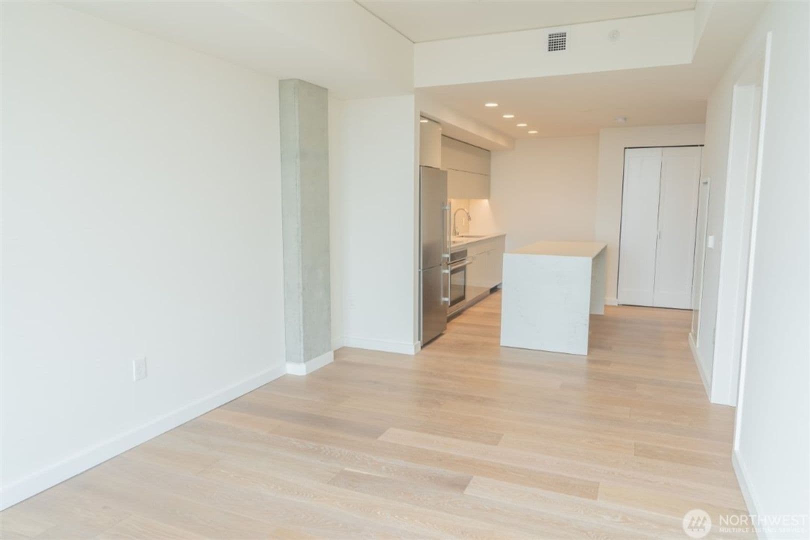 Seattle Condo: 450 S Main Street #1605