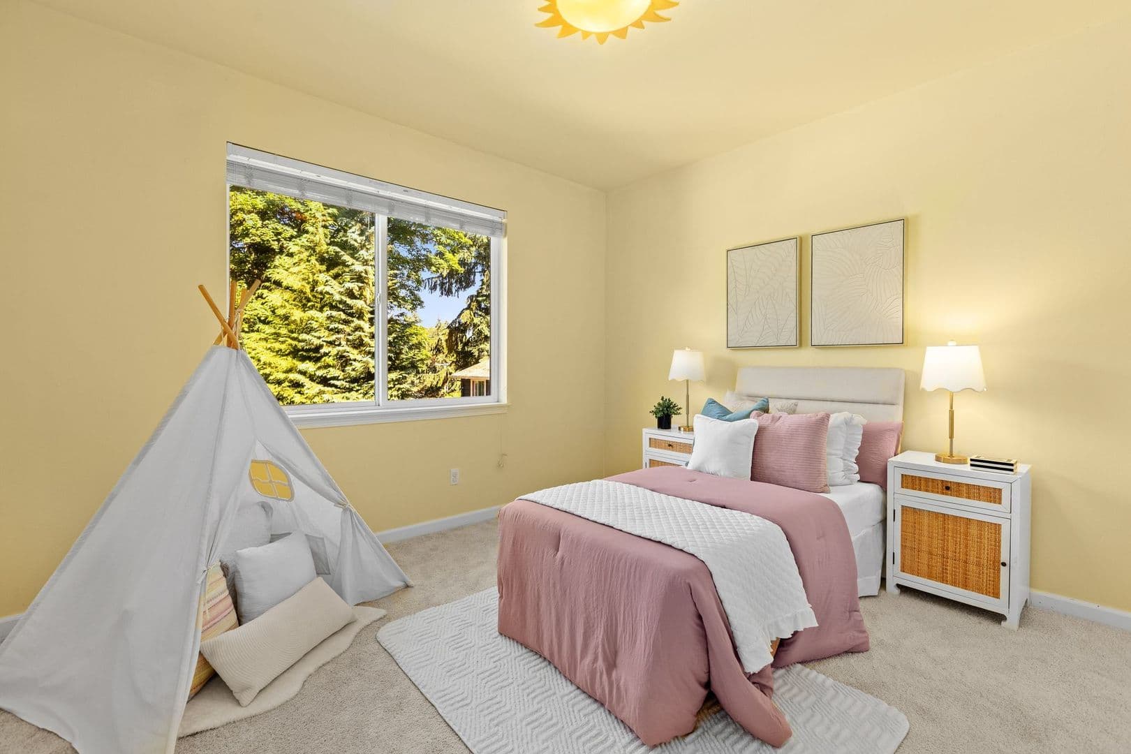 Renton House: 1756 Monroe Avenue NE