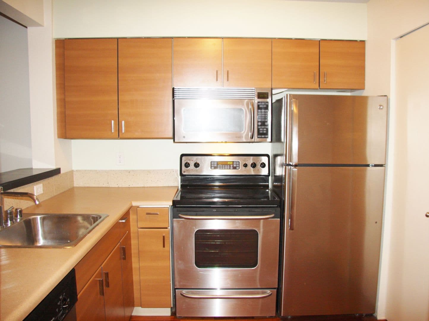 Seattle Condo: 700 E Denny Way #202