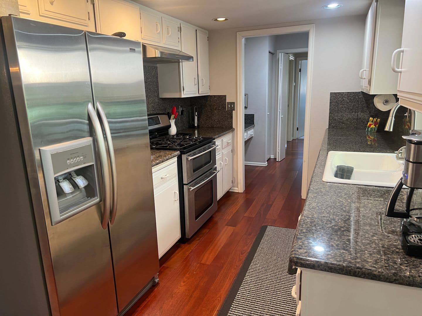 Bellevue House: 6817 129th Pl SE
