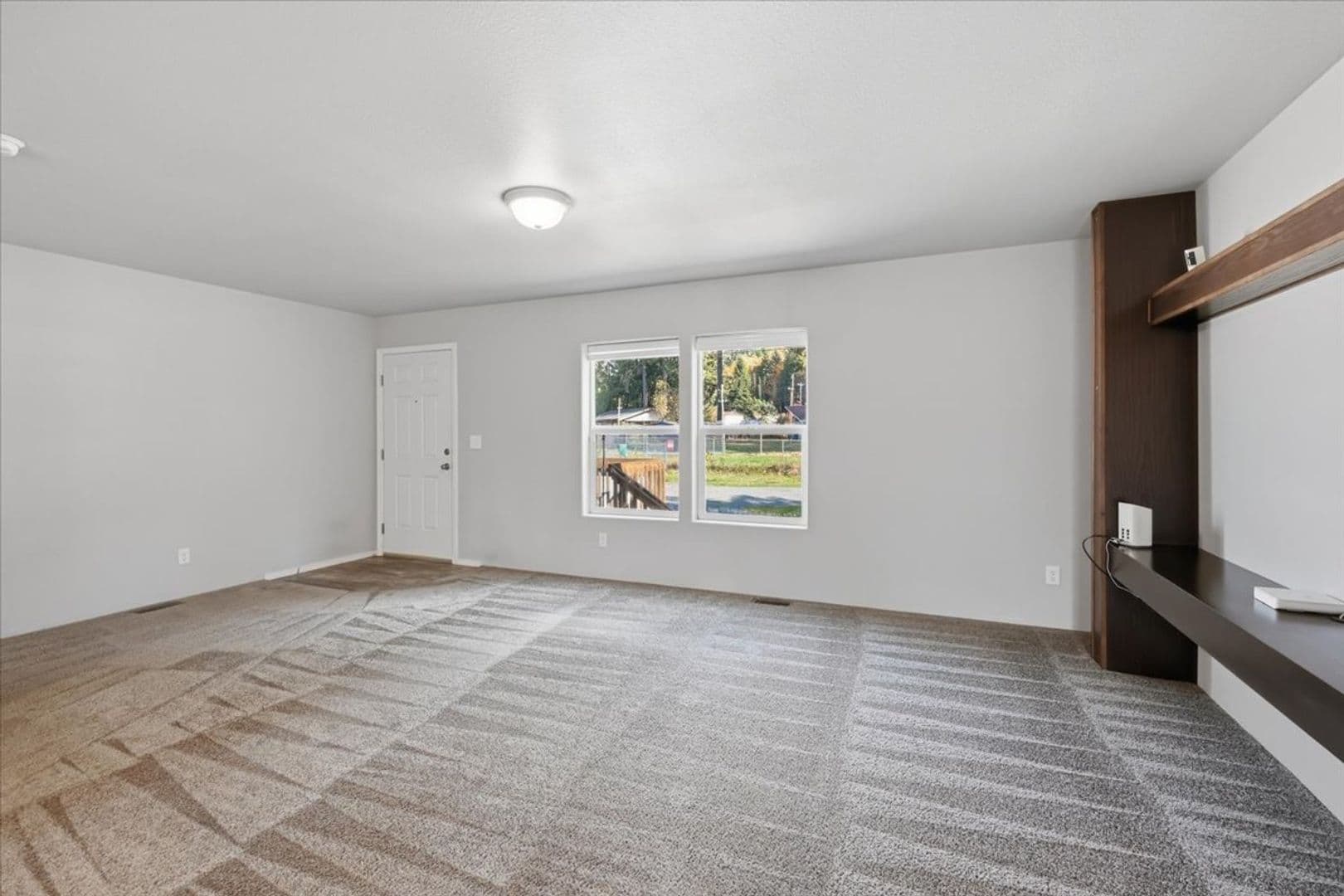 Granite Falls House: 13012 View Place