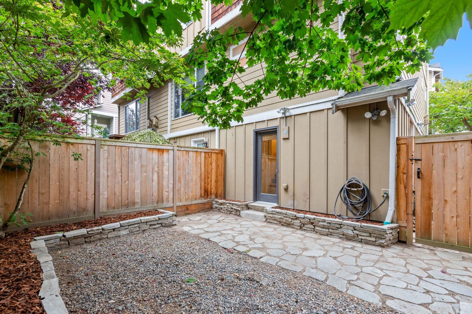 Seattle Townhome: 12041 33rd Ave NE #A