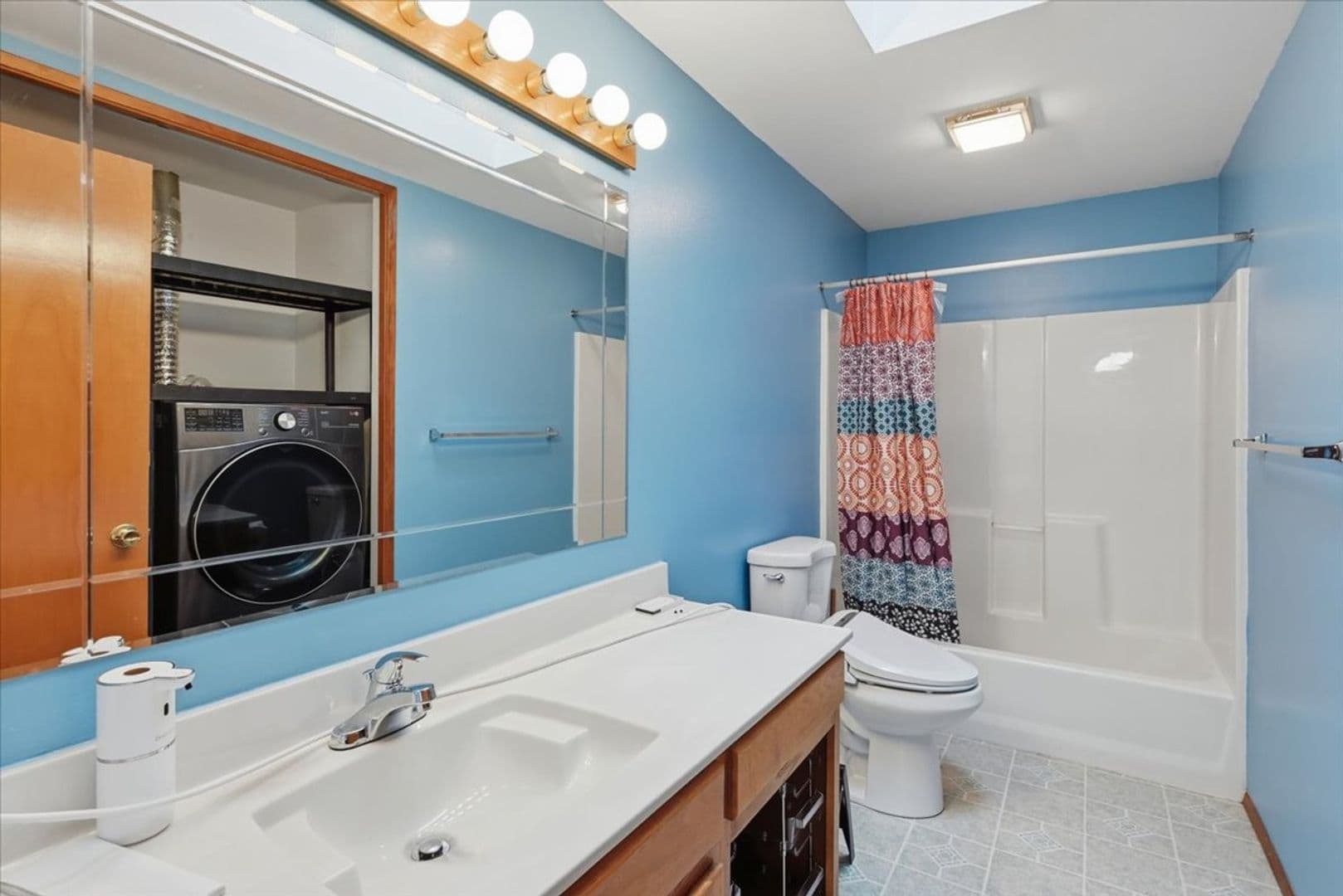 Seattle House: 11048 Lotus Place S
