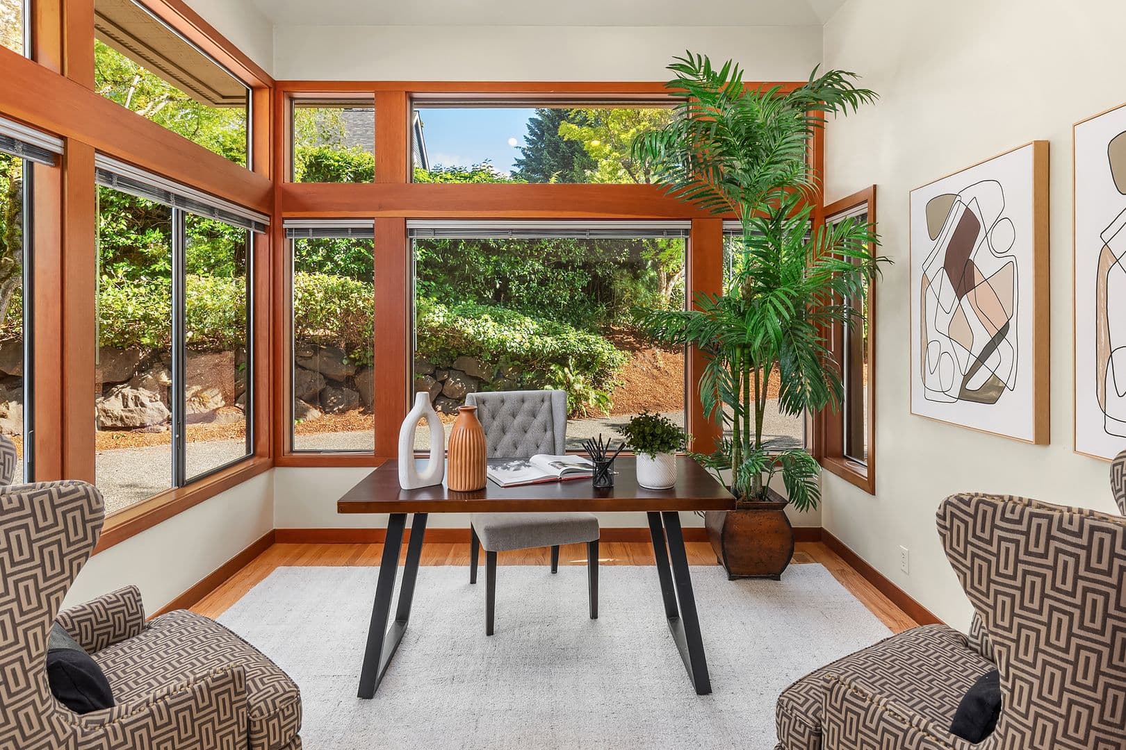 Clyde Hill House: 9636 NE 30th Pl