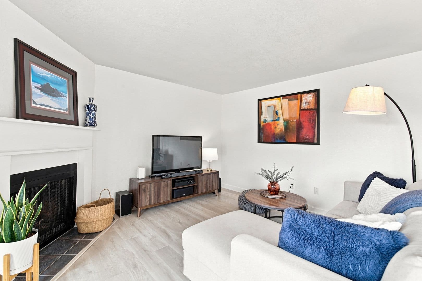 Kirkland Condo: 9926 NE 116th Street #302