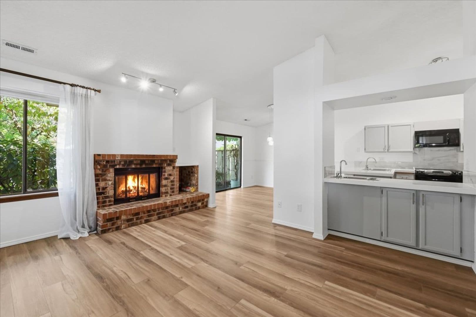 Mill Creek Condo: 16006 Village Green Drive #A