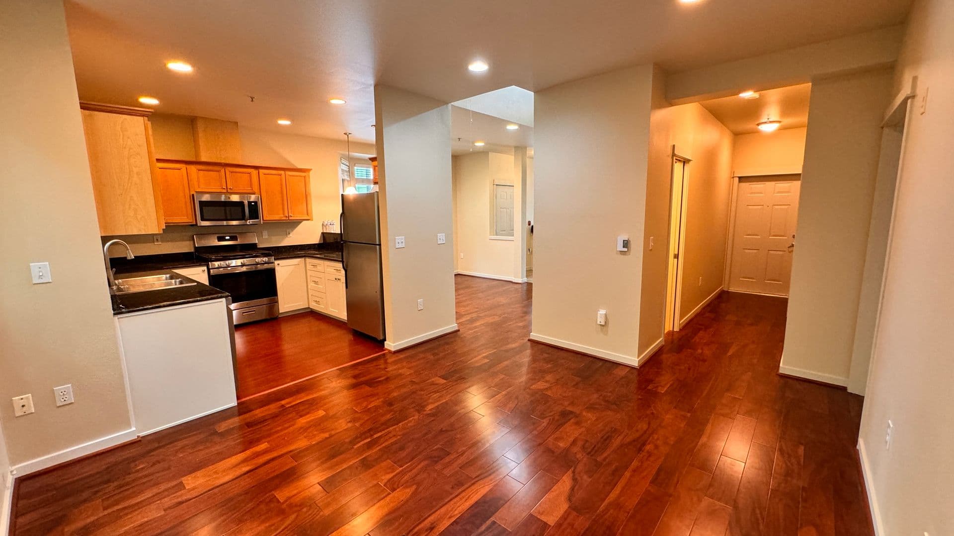 Issaquah House: 21246 SE 42nd Pl