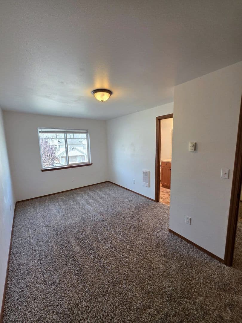 Kent House: 923 4th Ave N