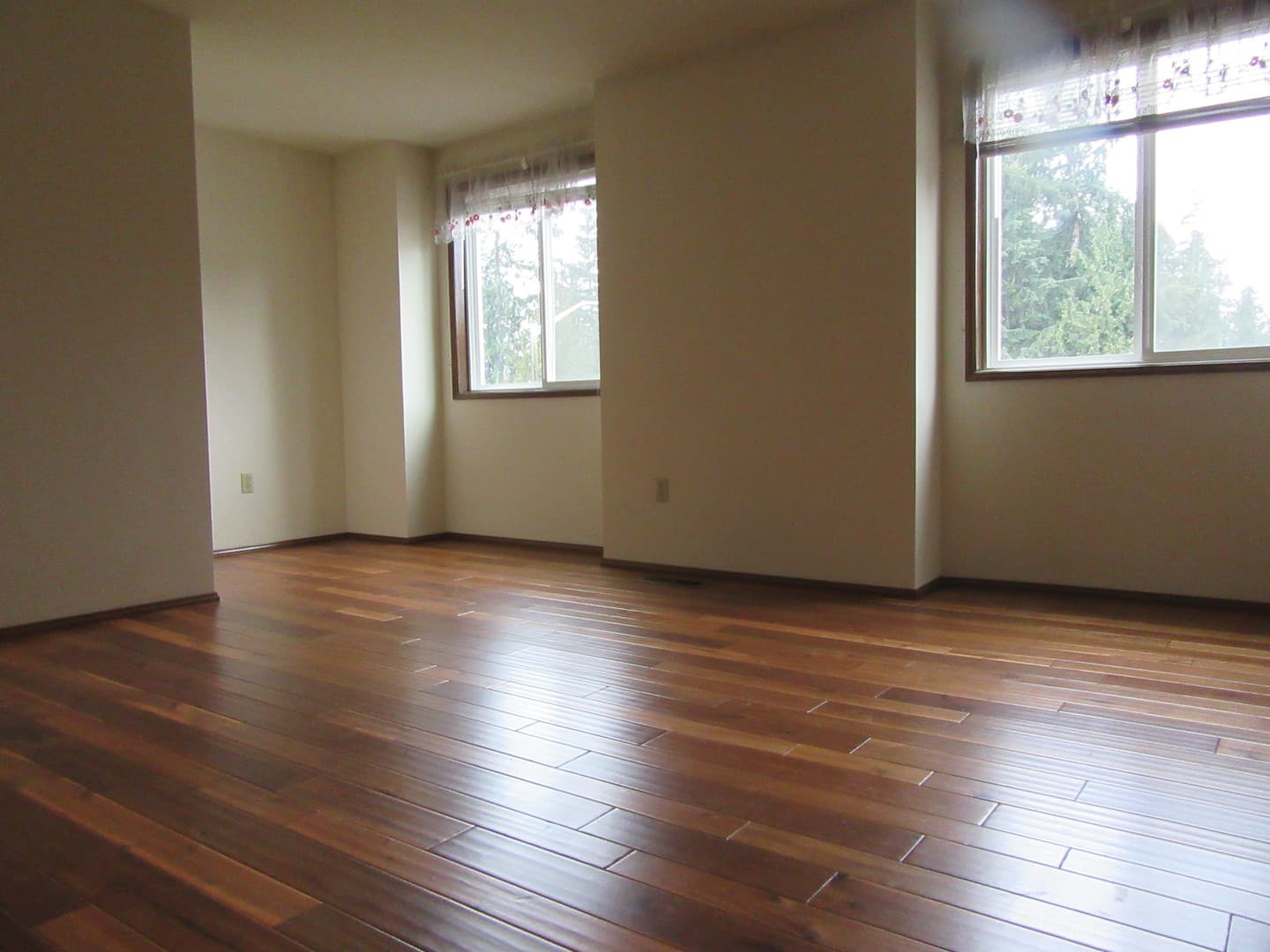 Renton House: 19344 133rd Ave SE