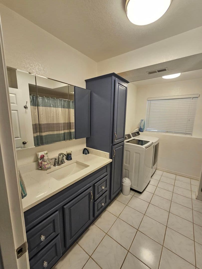 Federal Way House: 36521 1st Place SW