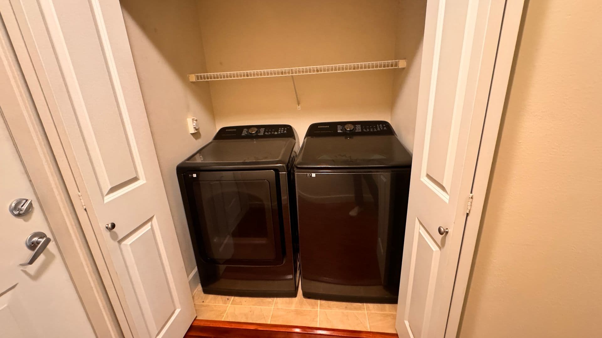 Issaquah House: 21246 SE 42nd Pl