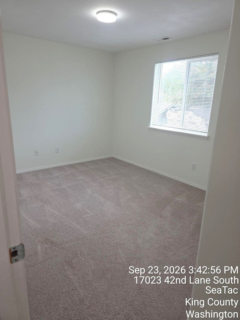 SeaTac House: 17023 42nd Lane S