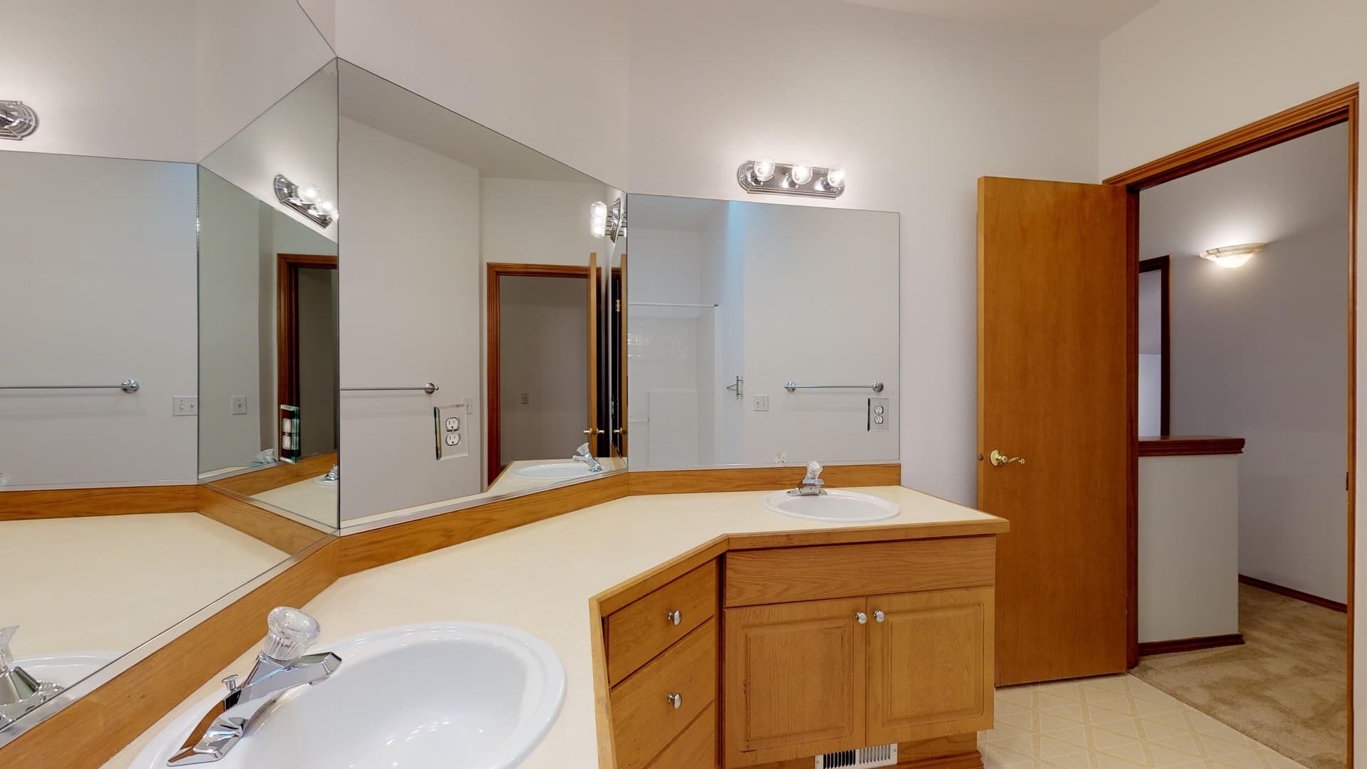 Covington House: 25430 156th Place SE