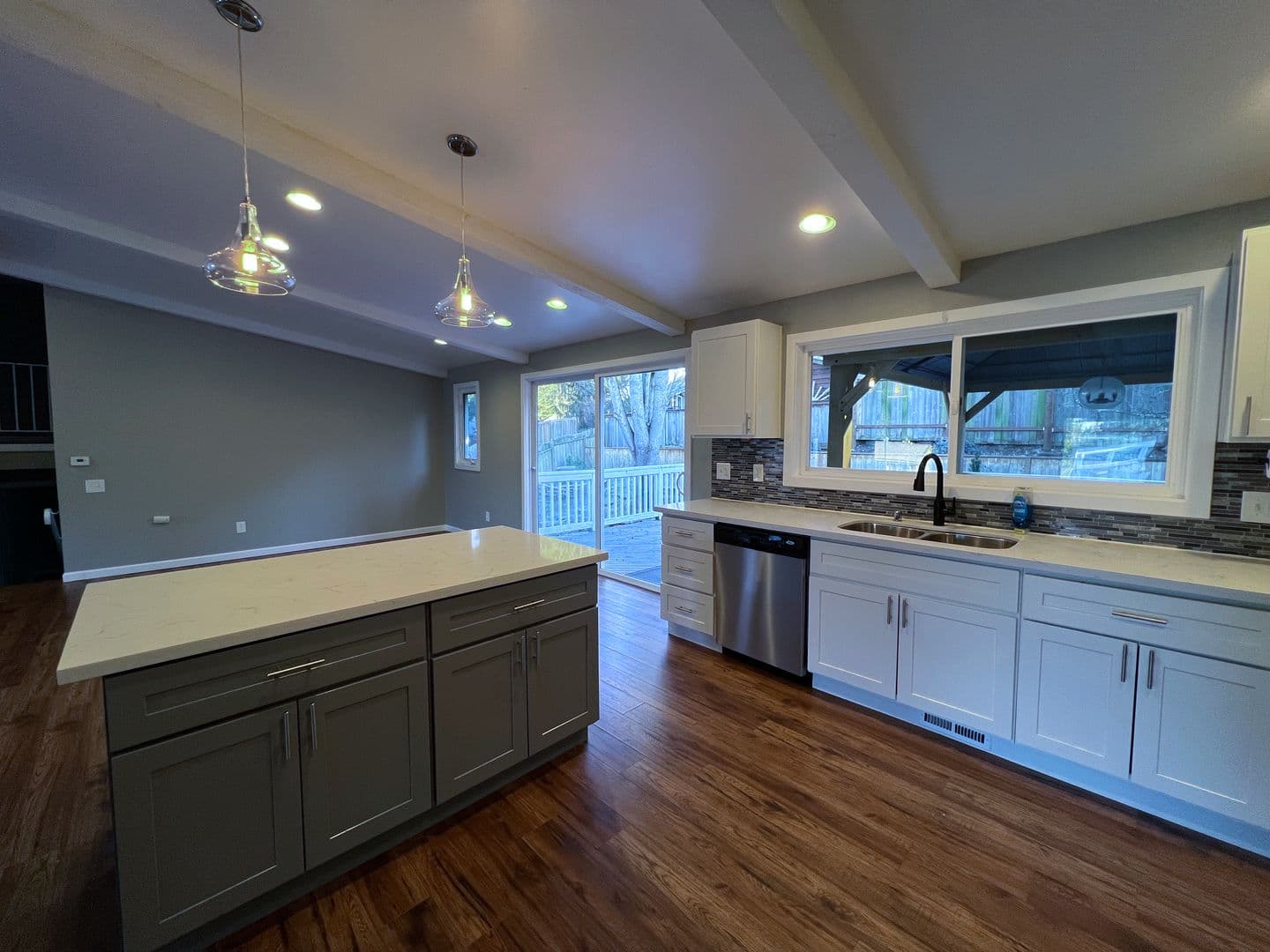 Renton House: 17400 158th Ave SE