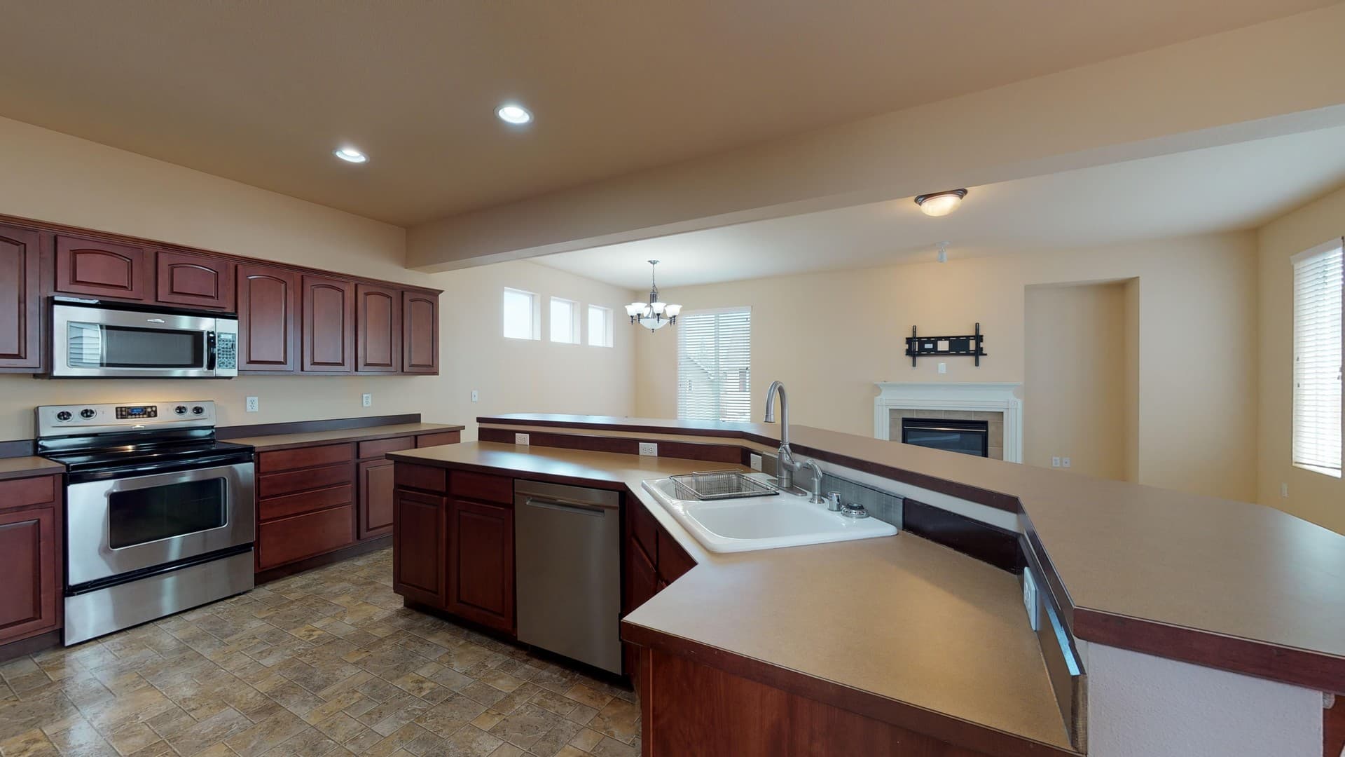Puyallup House: 2509 8th Street SW