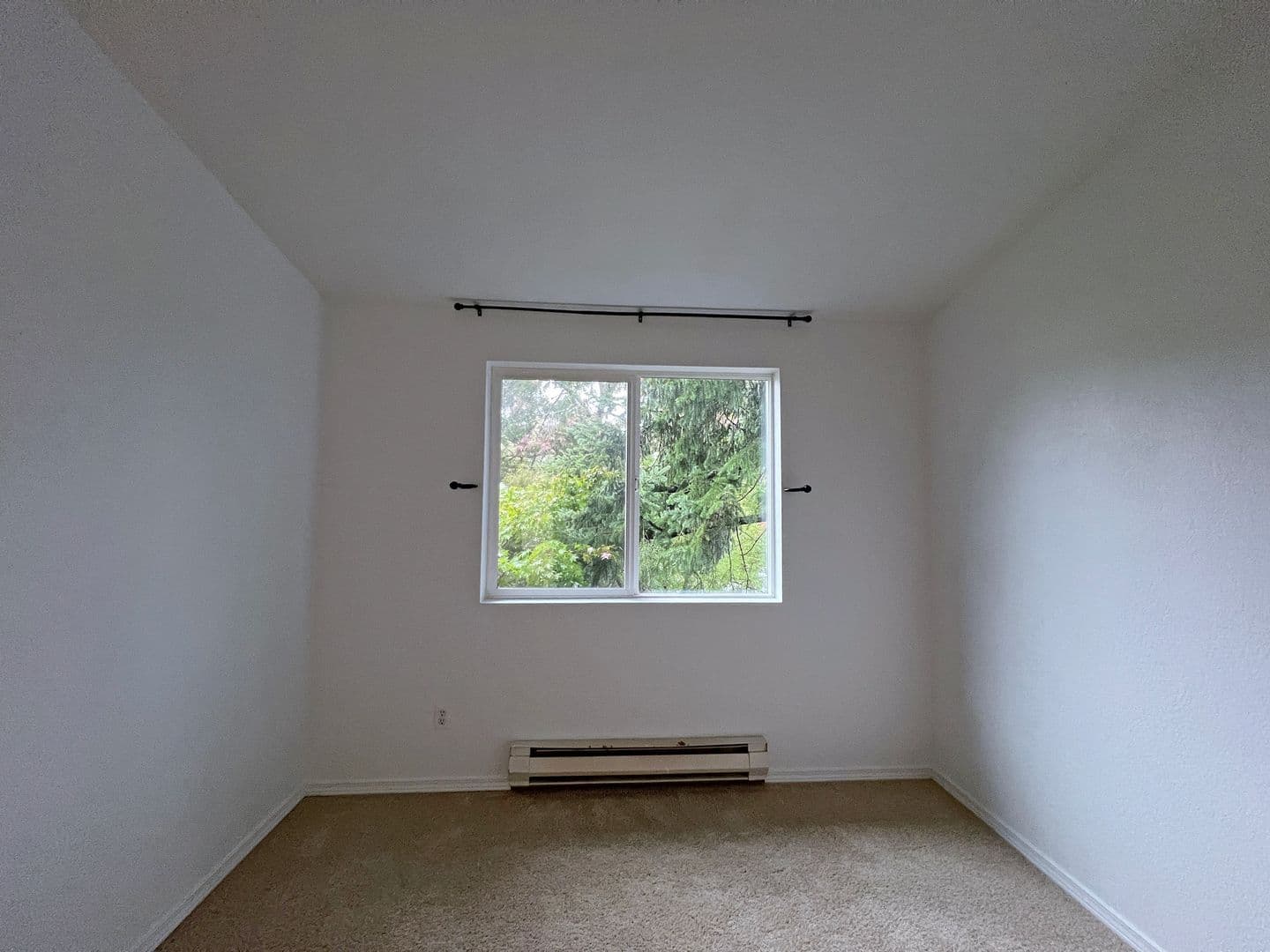 Kent Condo: 25010 98th Place S