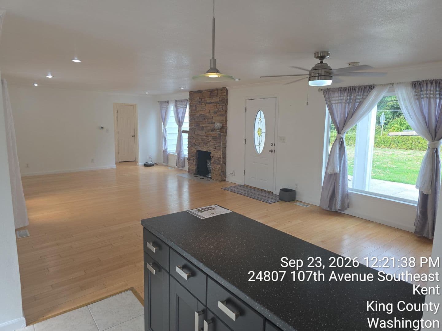 Kent House: 24807 107th Ave SE
