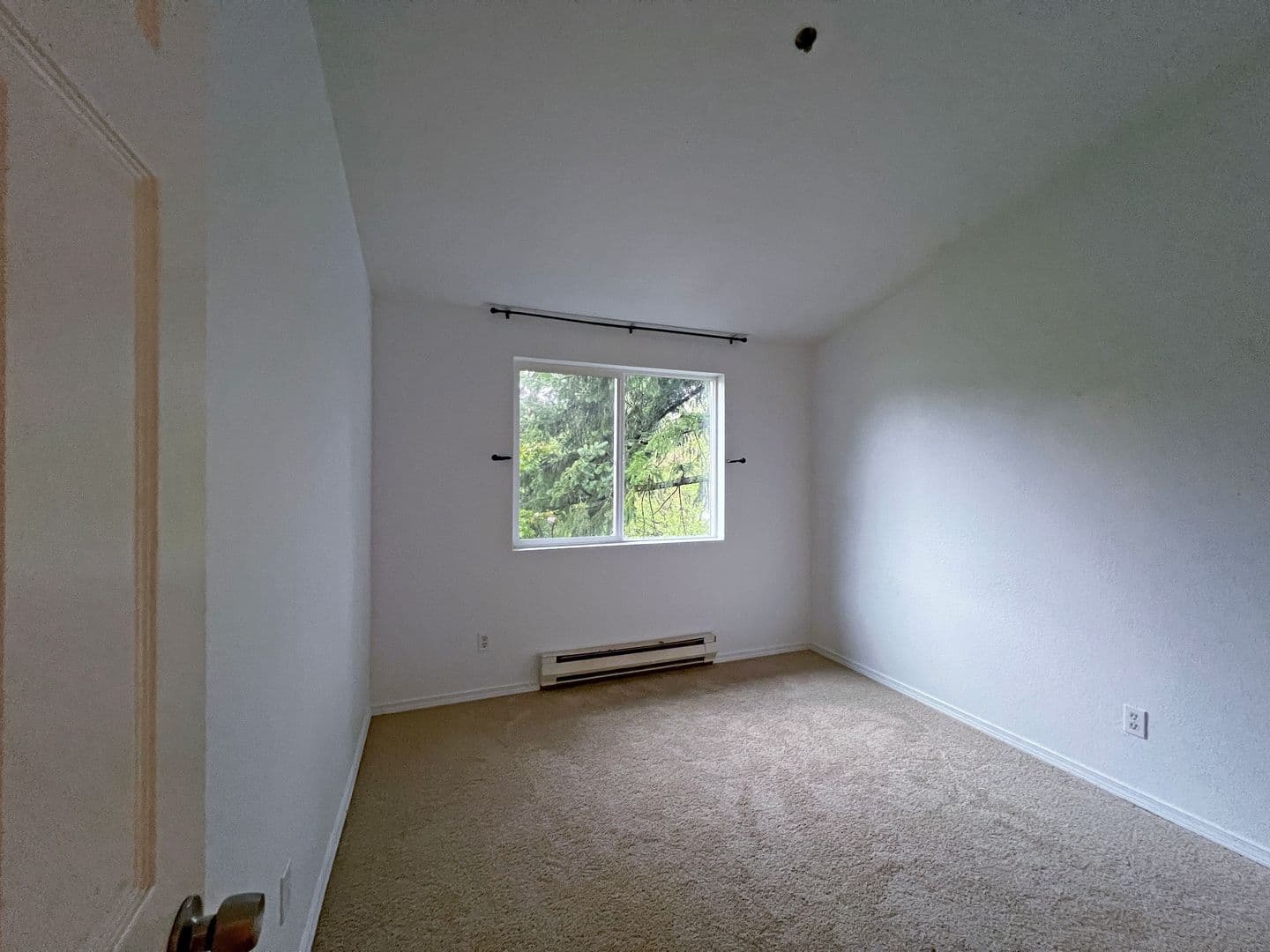 Kent Condo: 25010 98th Place S