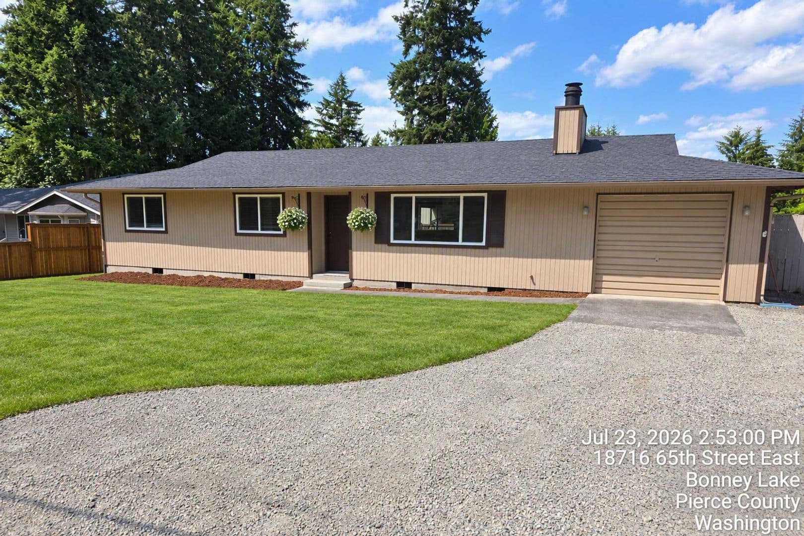 Bonney Lake House: 18716 65th St E