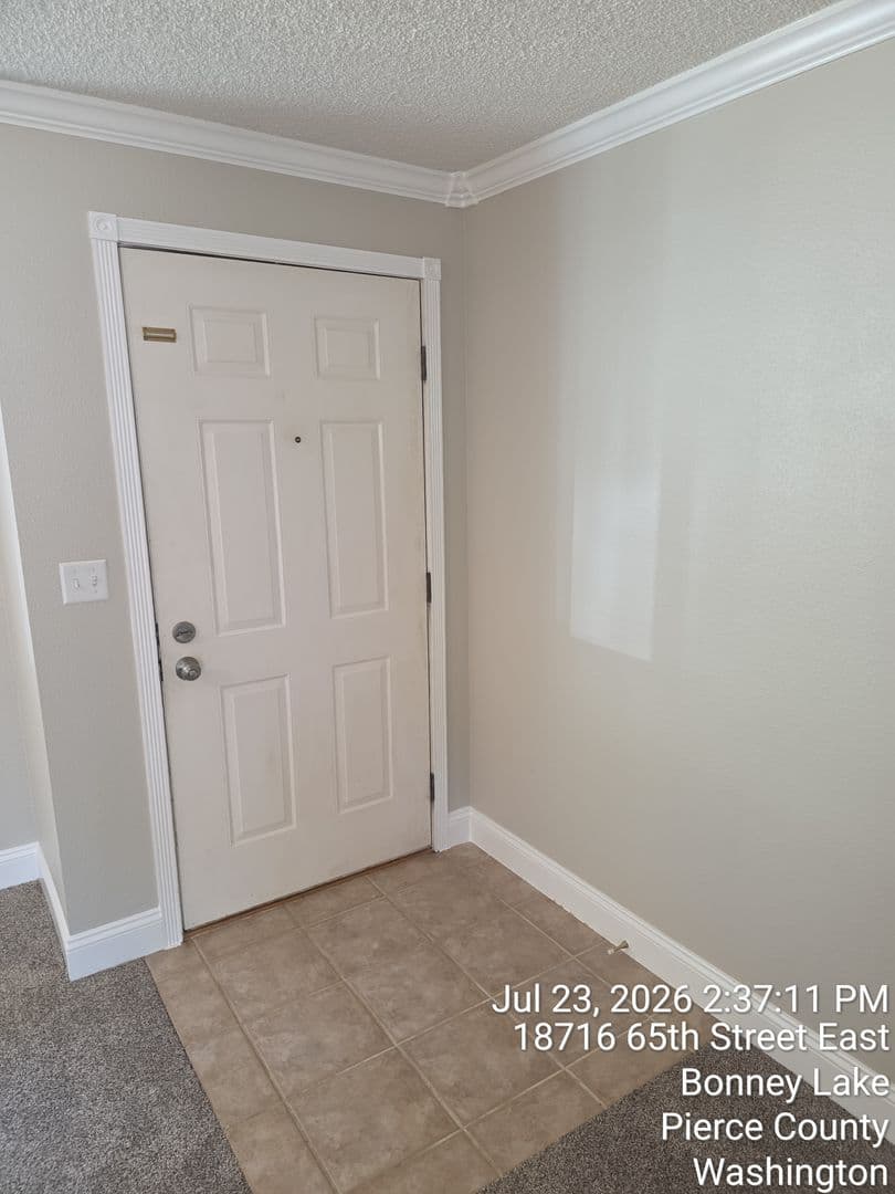 Bonney Lake House: 18716 65th St E