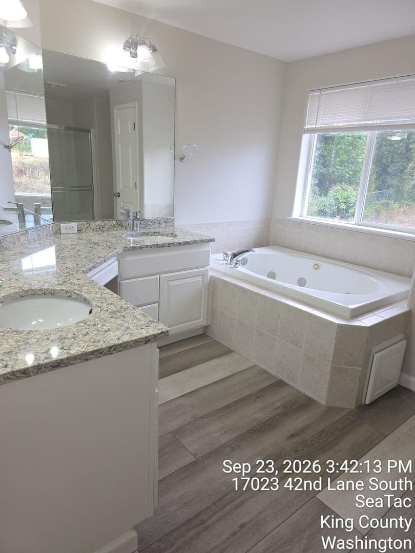 SeaTac House: 17023 42nd Lane S