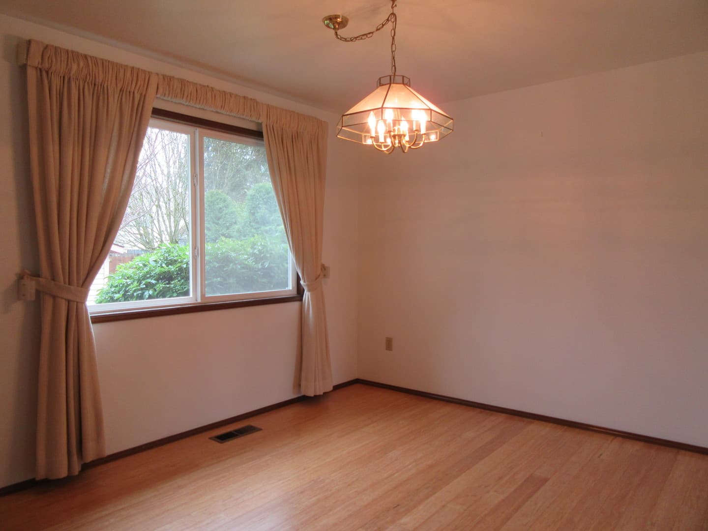 Renton House: 19344 133rd Ave SE