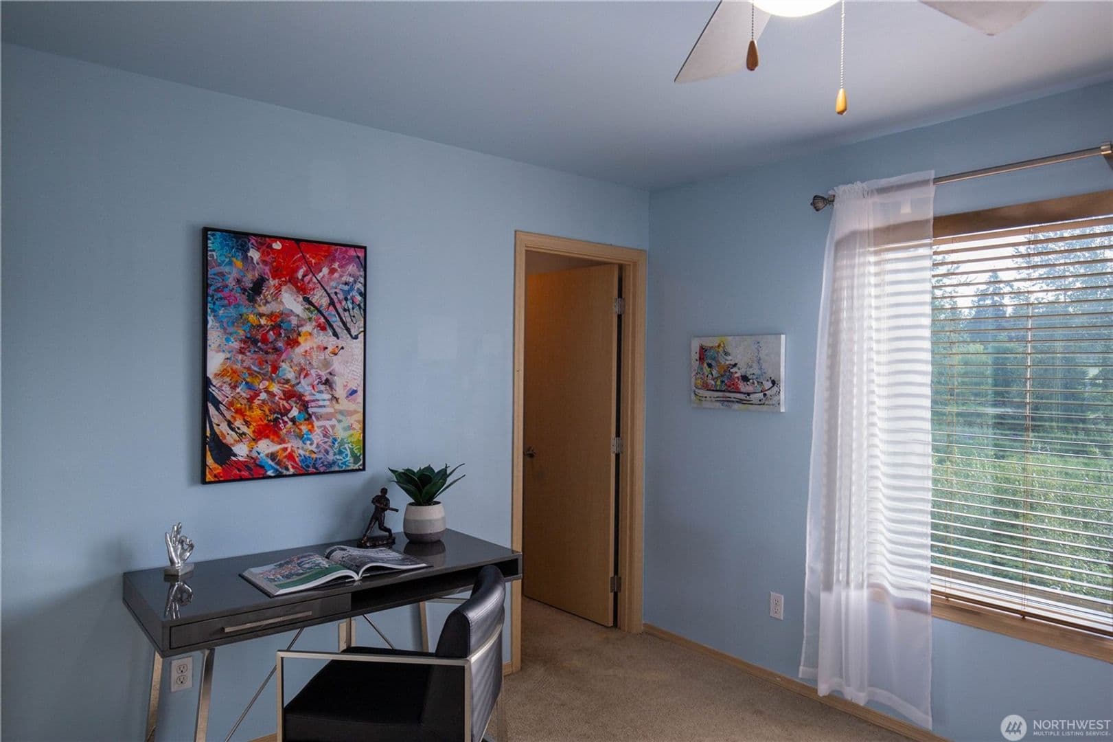 Federal Way House: 33219 41st Pl S