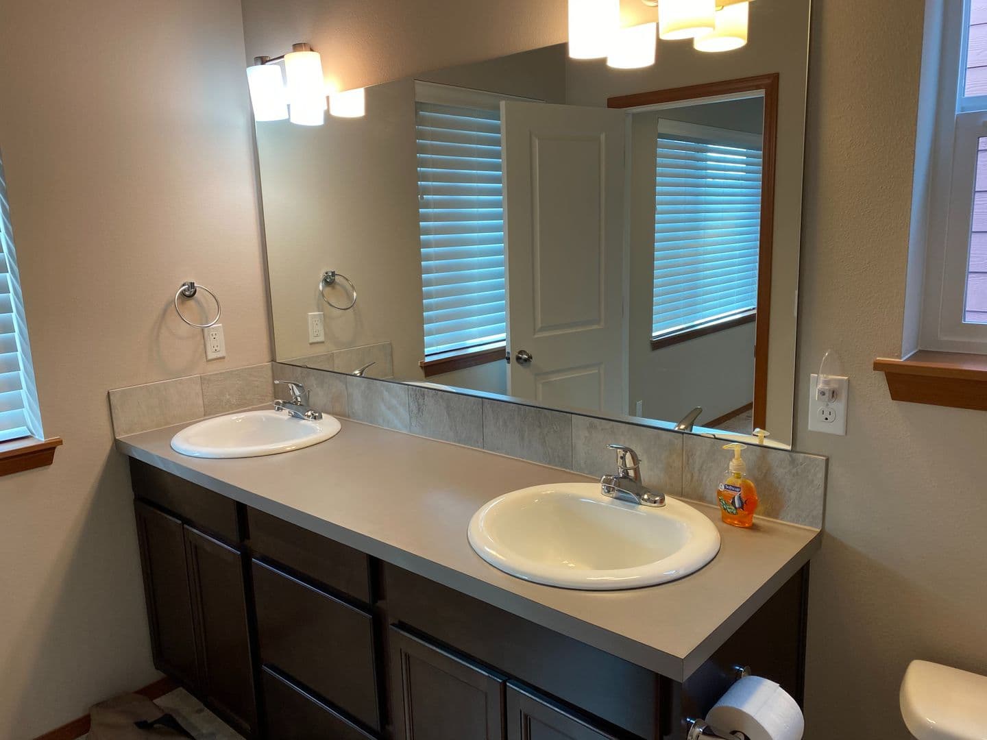 Bremerton House: 2531 Filbert Avenue