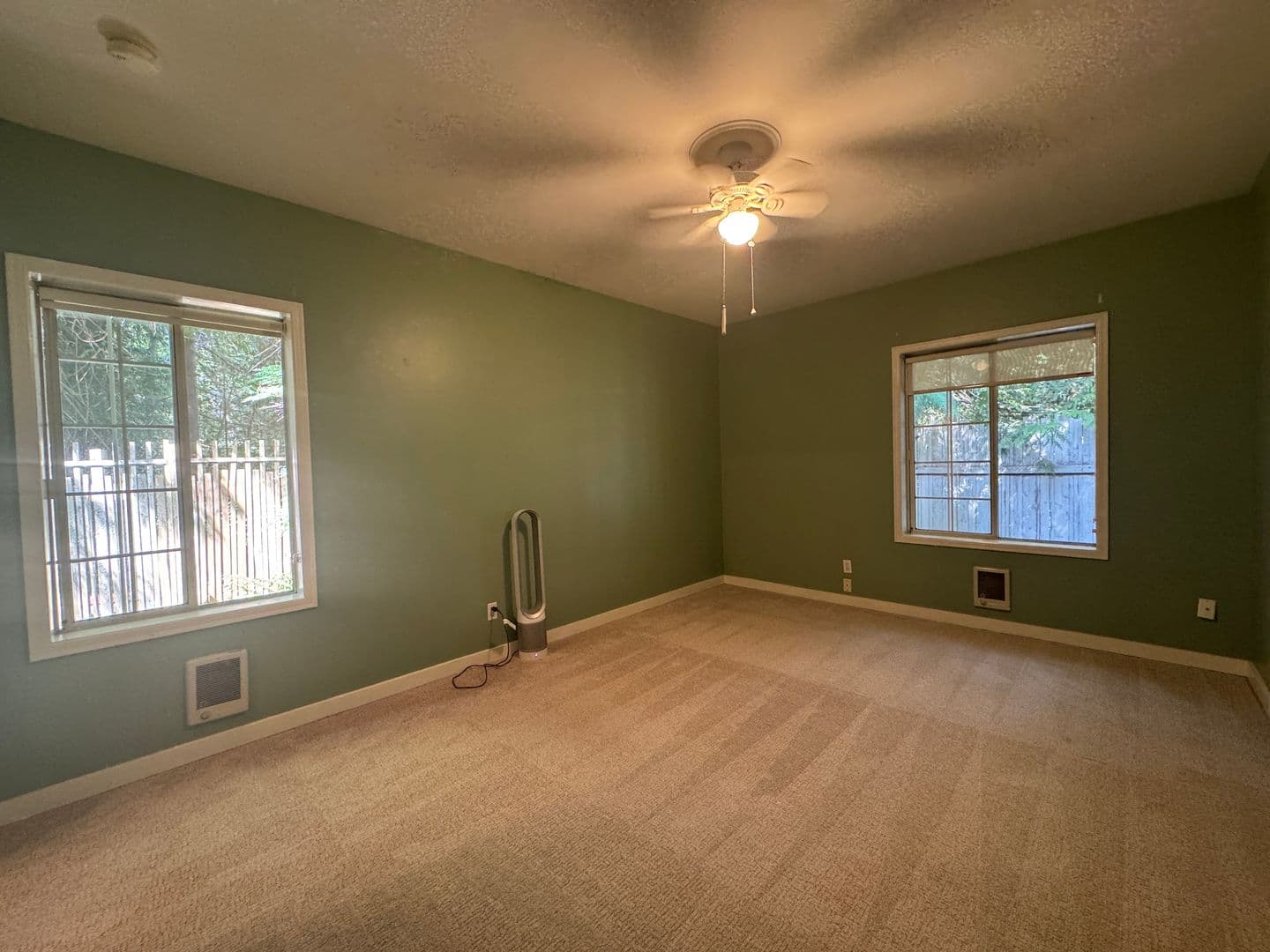 Bainbridge Island House: 6159 NE Old Mill Road