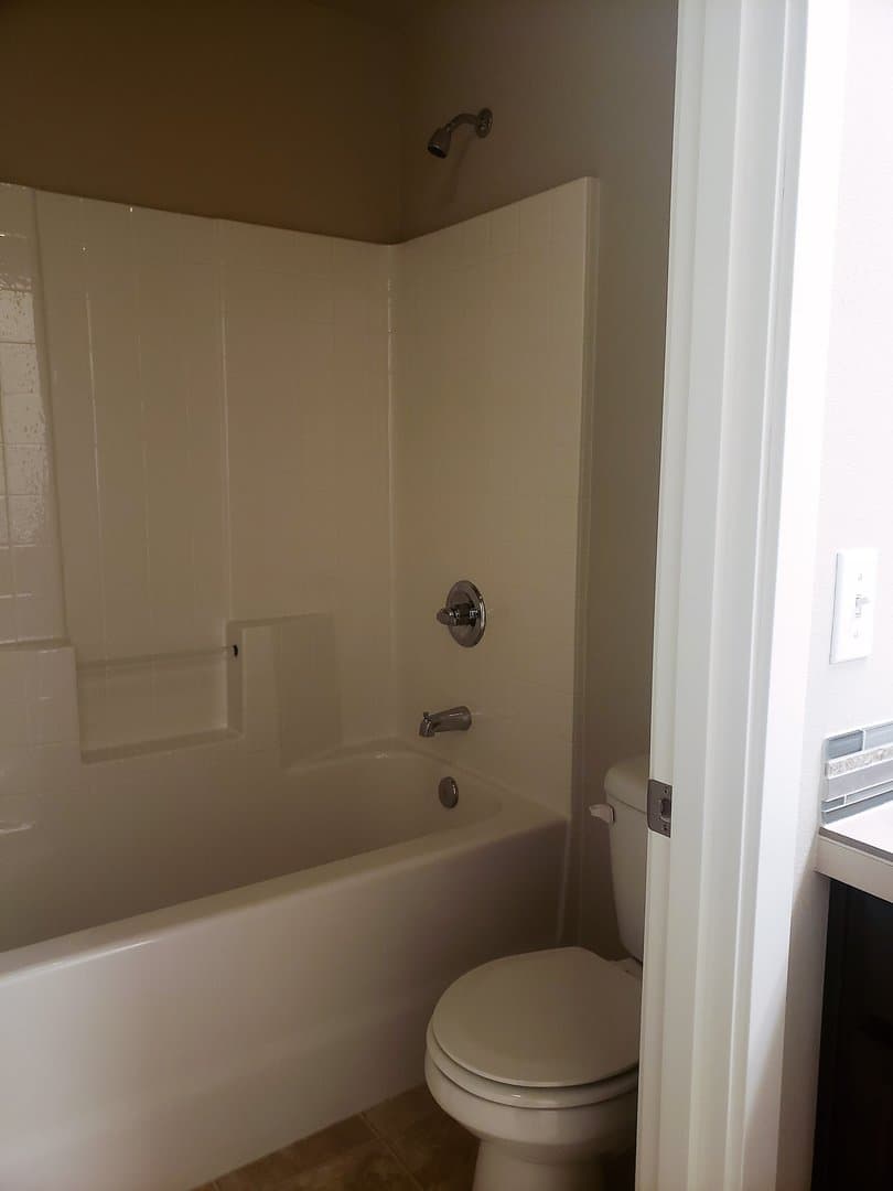 Bremerton House: 2402 Puget Sound Boulevard