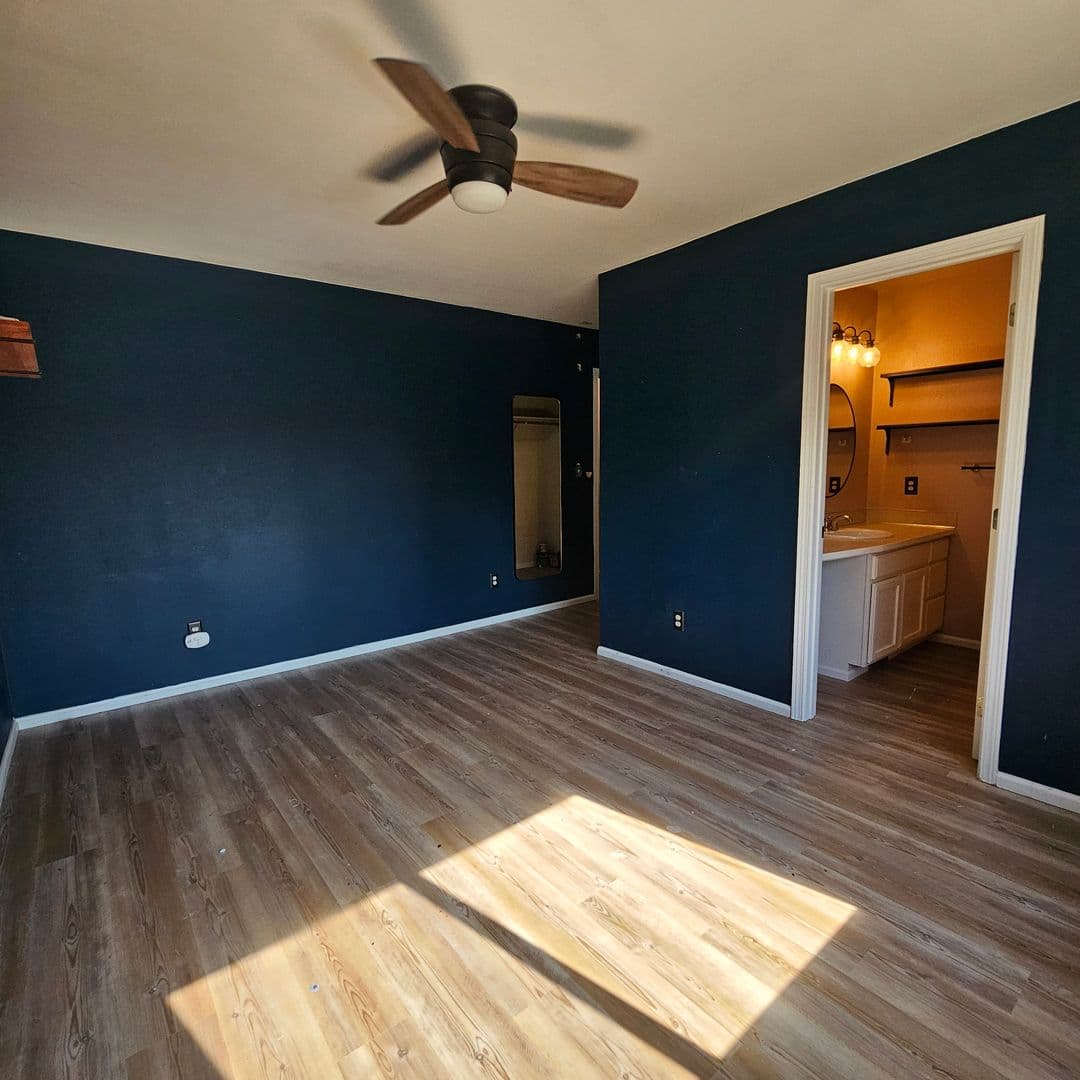 Bremerton House: 1143 Naval Ave