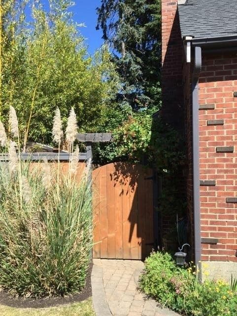 BREMERTON House: 612 HIGH AVENUE