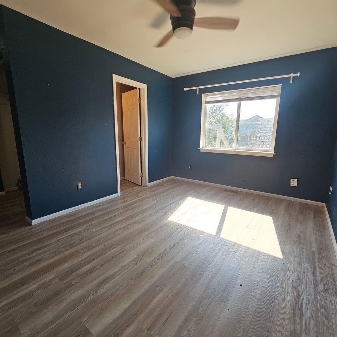 Bremerton House: 1143 Naval Ave
