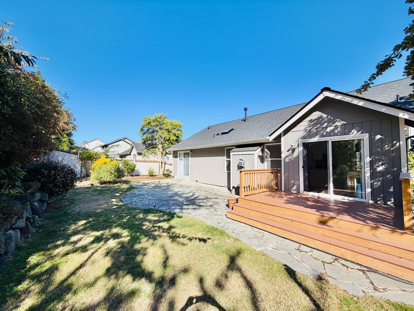 Poulsbo House: 18265 Miss Ellis Loop NE