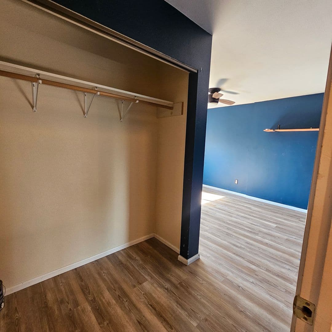 Bremerton House: 1143 Naval Ave