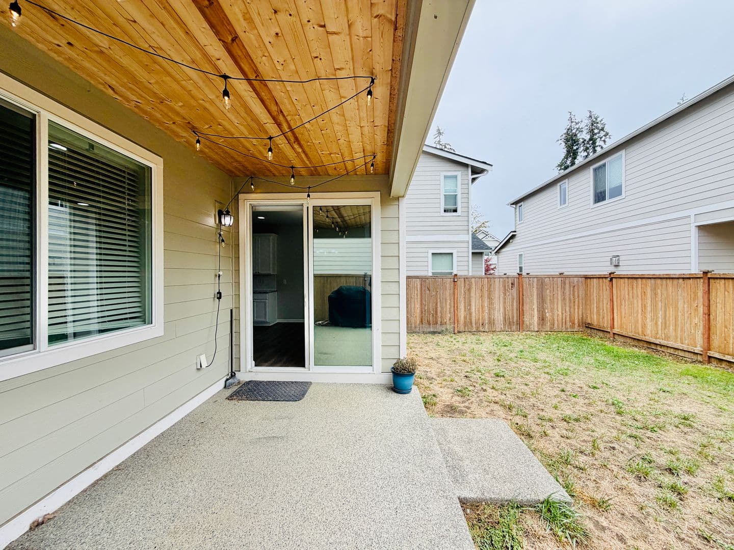 Port Orchard House: 4285 Andasio Loop SE