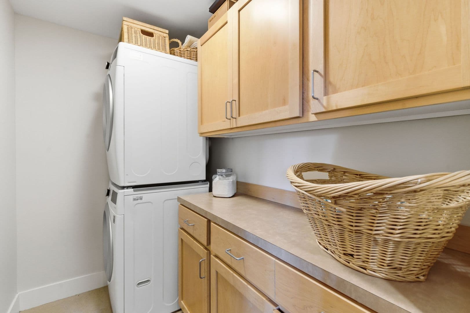 Bainbridge Island Condo: 400 Winslow Way E #280