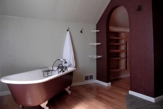 BREMERTON House: 612 HIGH AVENUE
