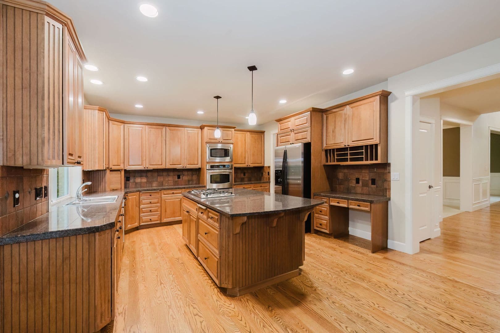 Bainbridge Island House: 9545 NE Idel Weis Ct