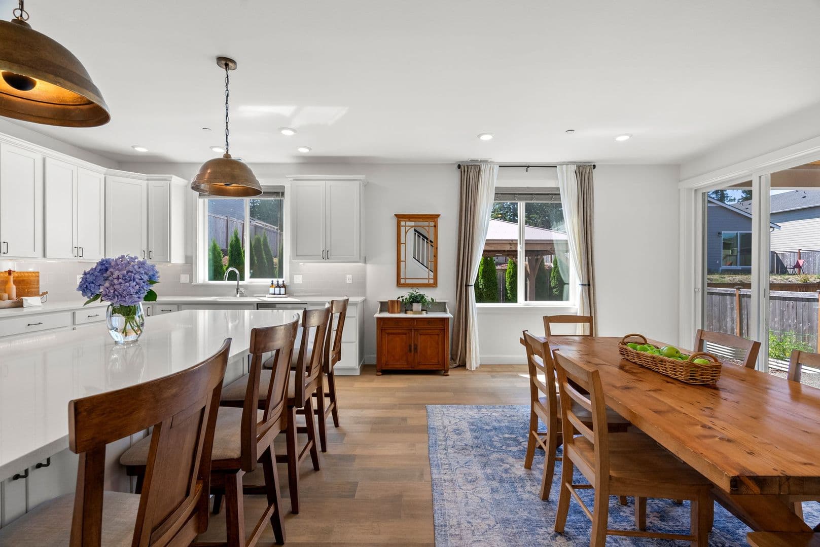 Bremerton House: 1428 Baker Heights Loop